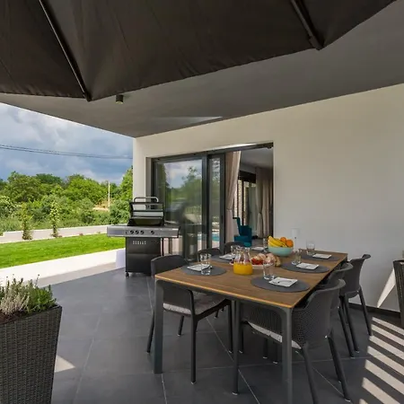 Villa Emma-louisa Žminj